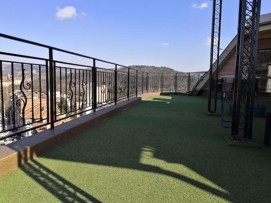 Unique Studio- Great Balcony And View! Parking Possibility! เวลีคอเทอร์โนโว ภายนอก รูปภาพ