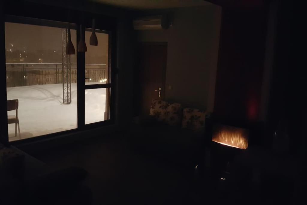 Unique Studio- Great Balcony And View! Parking Possibility! เวลีคอเทอร์โนโว ภายนอก รูปภาพ